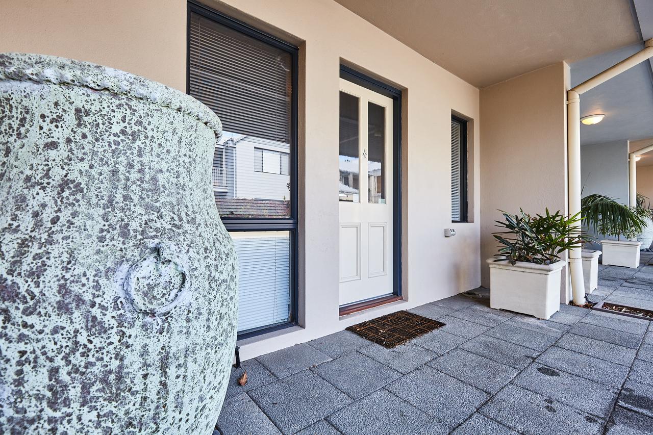 Fremantle Townhouse Unit 4 Villa ภายนอก รูปภาพ